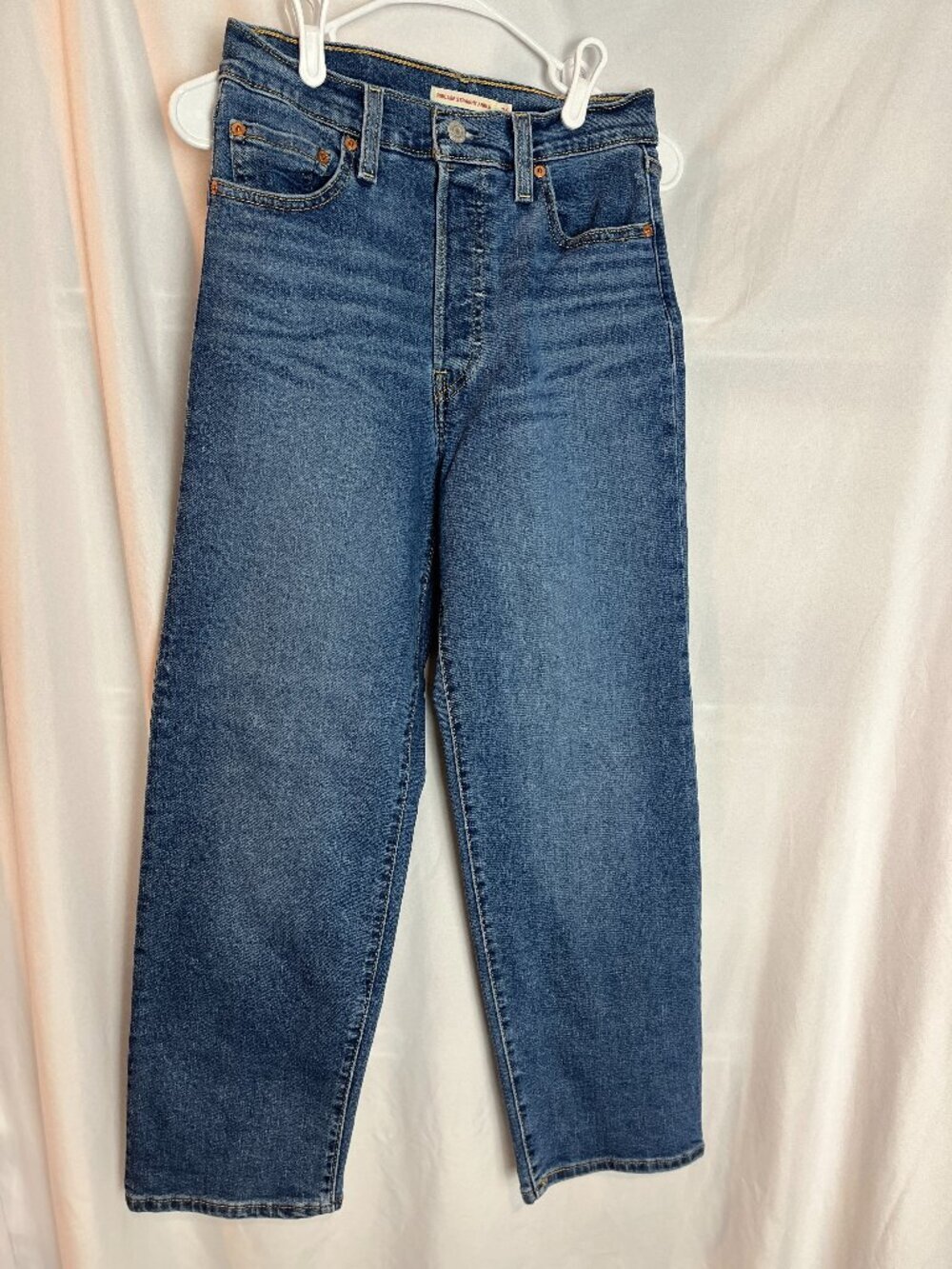 Women's Levi's Signature Ribcage Straight ankle Jeans Size 26, NWOT